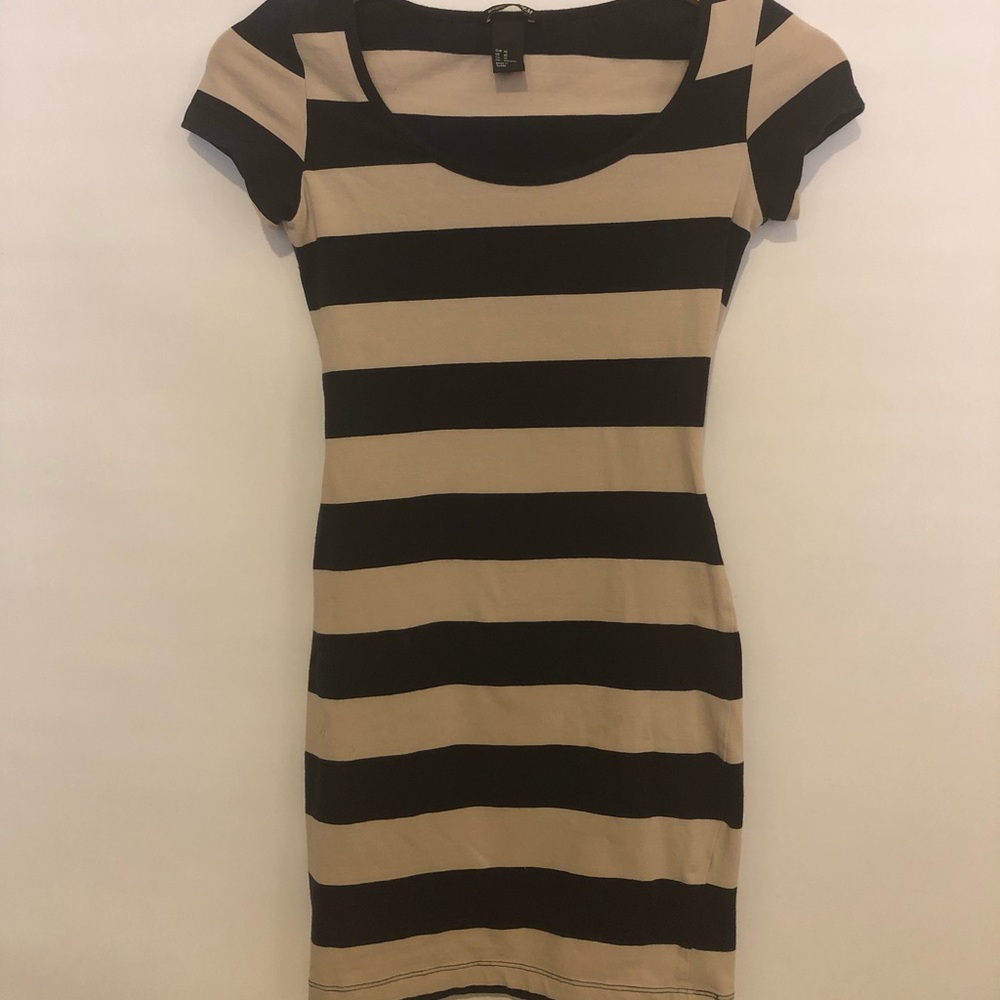 Striped nave and tan H&M dress
